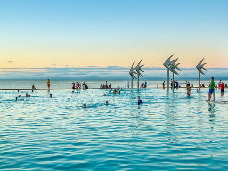 Хостел Cairns Waterfront Backpackers Экстерьер фото